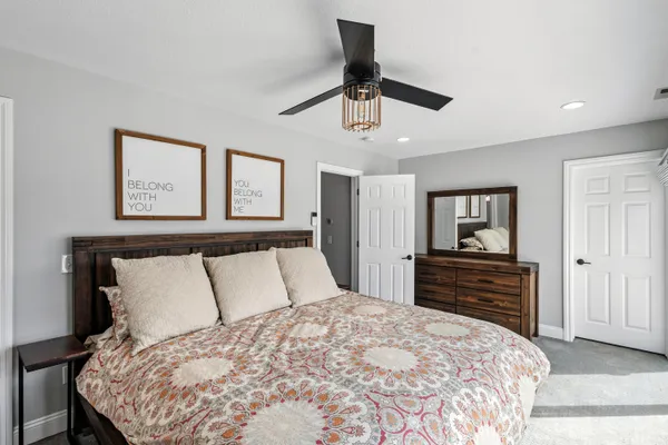 $725,000 | 1009 Treasure Island Drive, Mattawan, MI 49071