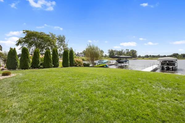 $725,000 | 1009 Treasure Island Drive, Mattawan, MI 49071