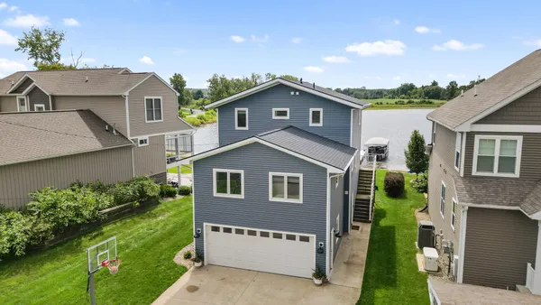 $725,000 | 1009 Treasure Island Drive, Mattawan, MI 49071