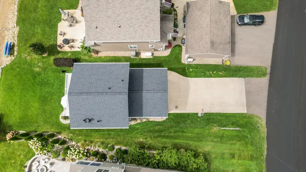 $725,000 | 1009 Treasure Island Drive, Mattawan, MI 49071