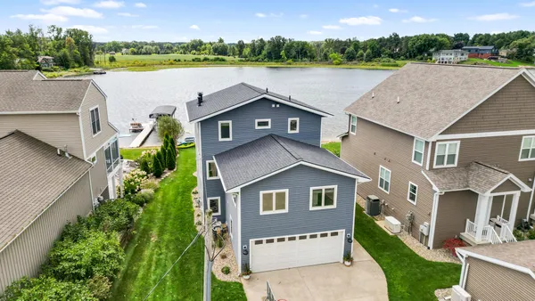 $725,000 | 1009 Treasure Island Drive, Mattawan, MI 49071