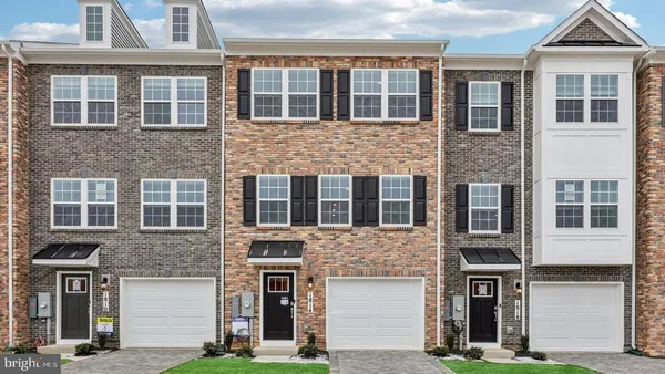 $2,495 | 656 Arden Court, Winchester, VA 22601