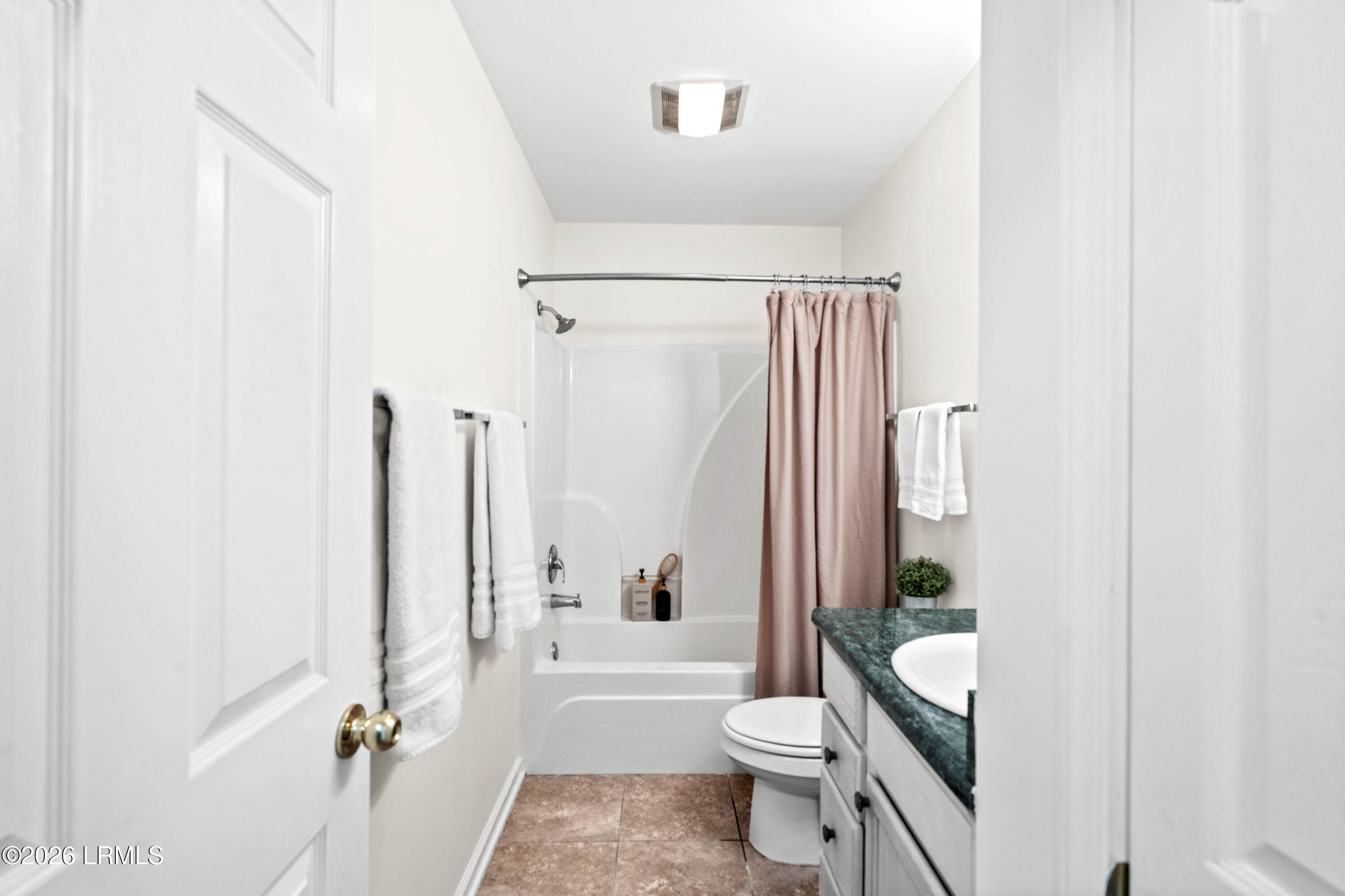 97 Ridgeland Lakes Drive Ridgeland, SC 29936 - Photo 28 of 33 97 Ridgeland Lakes-45