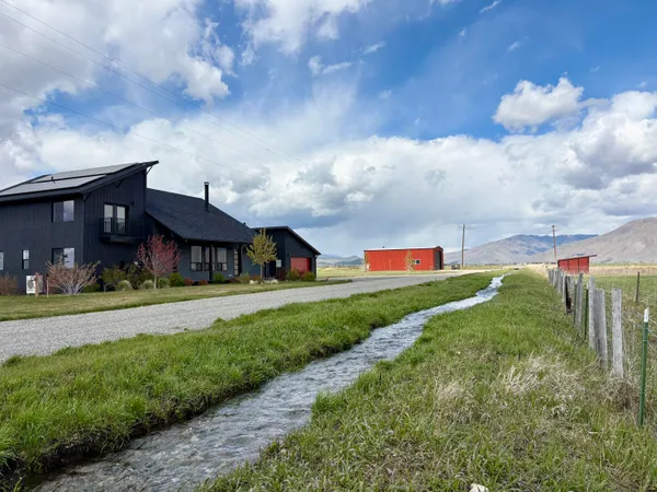 $1,750,000 | 139 Baseline Road, Blaine County, ID 83313