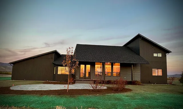 $1,599,000 | 139 Baseline Road, Blaine County, ID 83313