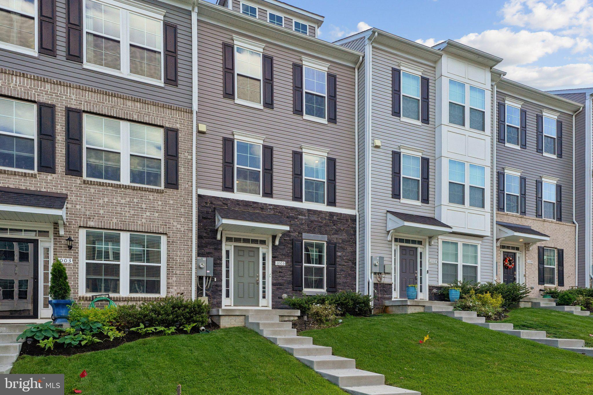 1005 Overlook Way Laurel, MD 20707 - Photo 2 of 25