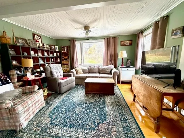 $295,000 | 1 Glen Road, Gorham, NH 03581