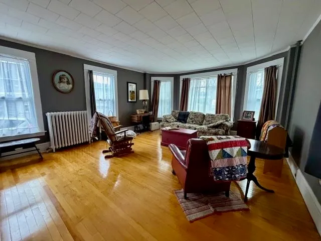 $295,000 | 1 Glen Road, Gorham, NH 03581