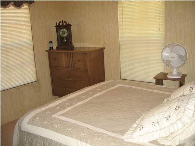 4308 Audiss Road Milton, FL 32583 - Photo 16 of 24 Bedroom 3
