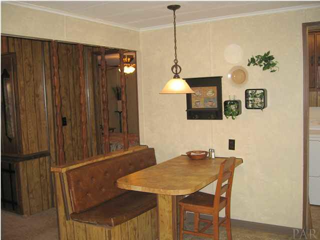 4308 Audiss Road Milton, FL 32583 - Photo 9 of 24 Eat-in Kitchen