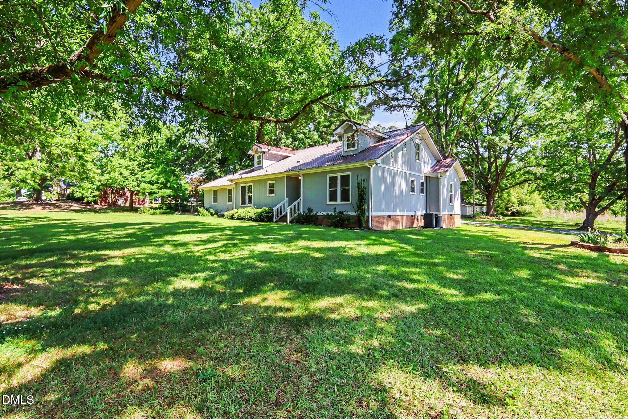779 Steel Bridge Road Sanford, NC 27330 - Photo 35 of 37 Front elevation right