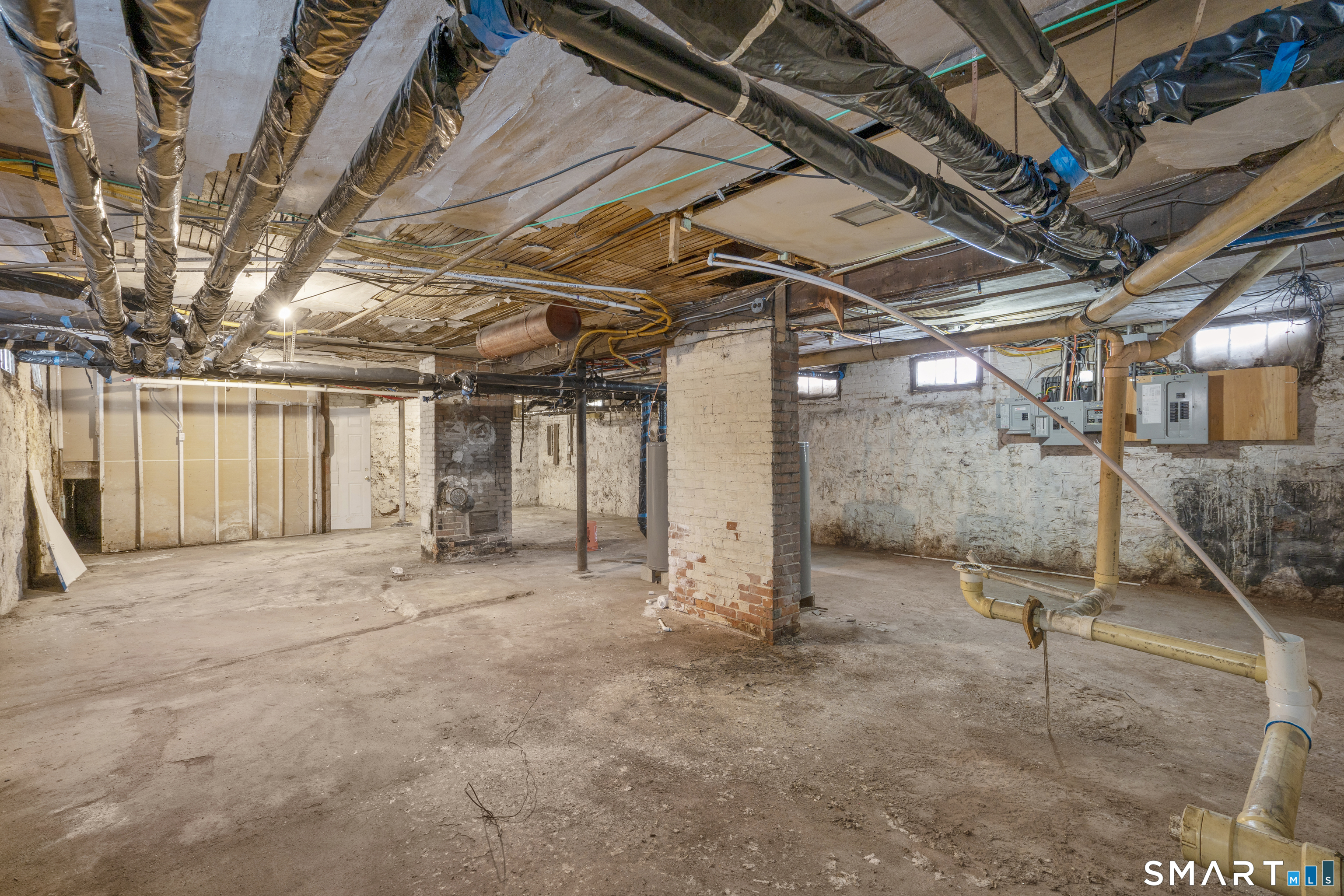 22 Webster Street Meriden, CT 06450 - Photo 21 of 24