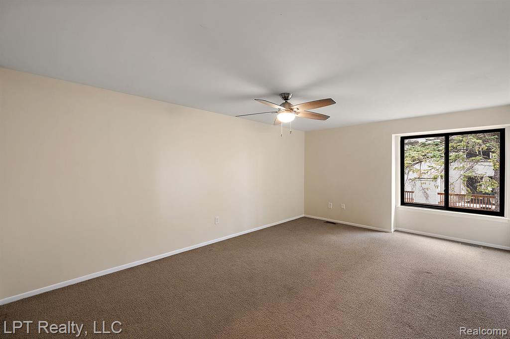 418 Willow Grove Lane Rochester Hills, MI 48307 - Photo 29 of 42