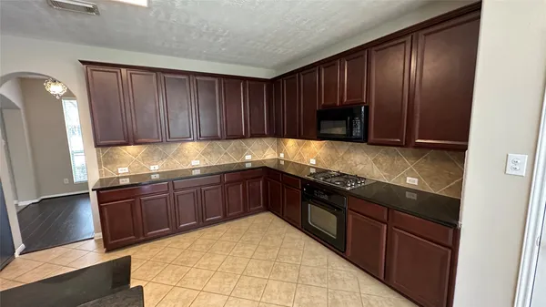 $2,500 | 25106 Jaymarr Court, Porter, TX 77365