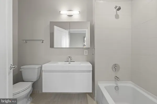 $519,999 | 989 South Buchanan Street, Unit 312, Arlington, VA 22204