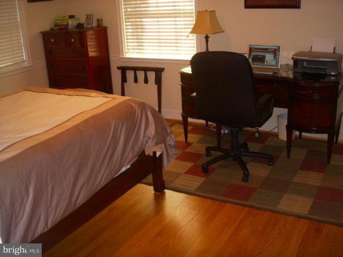 301 Broadmoor Road Baltimore, MD 21212 - Photo 11 of 24 Bedroom