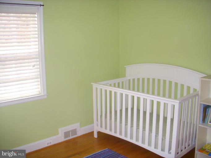 301 Broadmoor Road Baltimore, MD 21212 - Photo 23 of 24 Bedroom