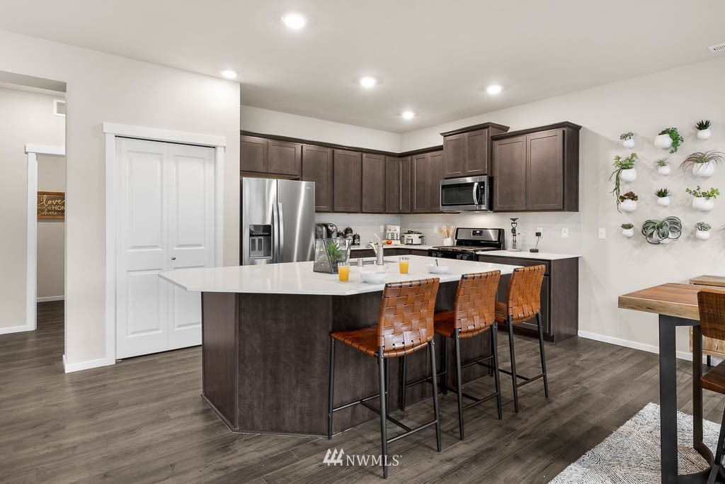 21123 Meridian Drive Southeast, Unit P22 Bothell, WA 98021 - Photo 3 of 29 Gallery Image 3