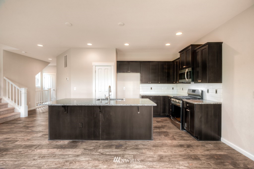21123 Meridian Drive Southeast, Unit P22 Bothell, WA 98021 - Photo 9 of 29 Gallery Image 9