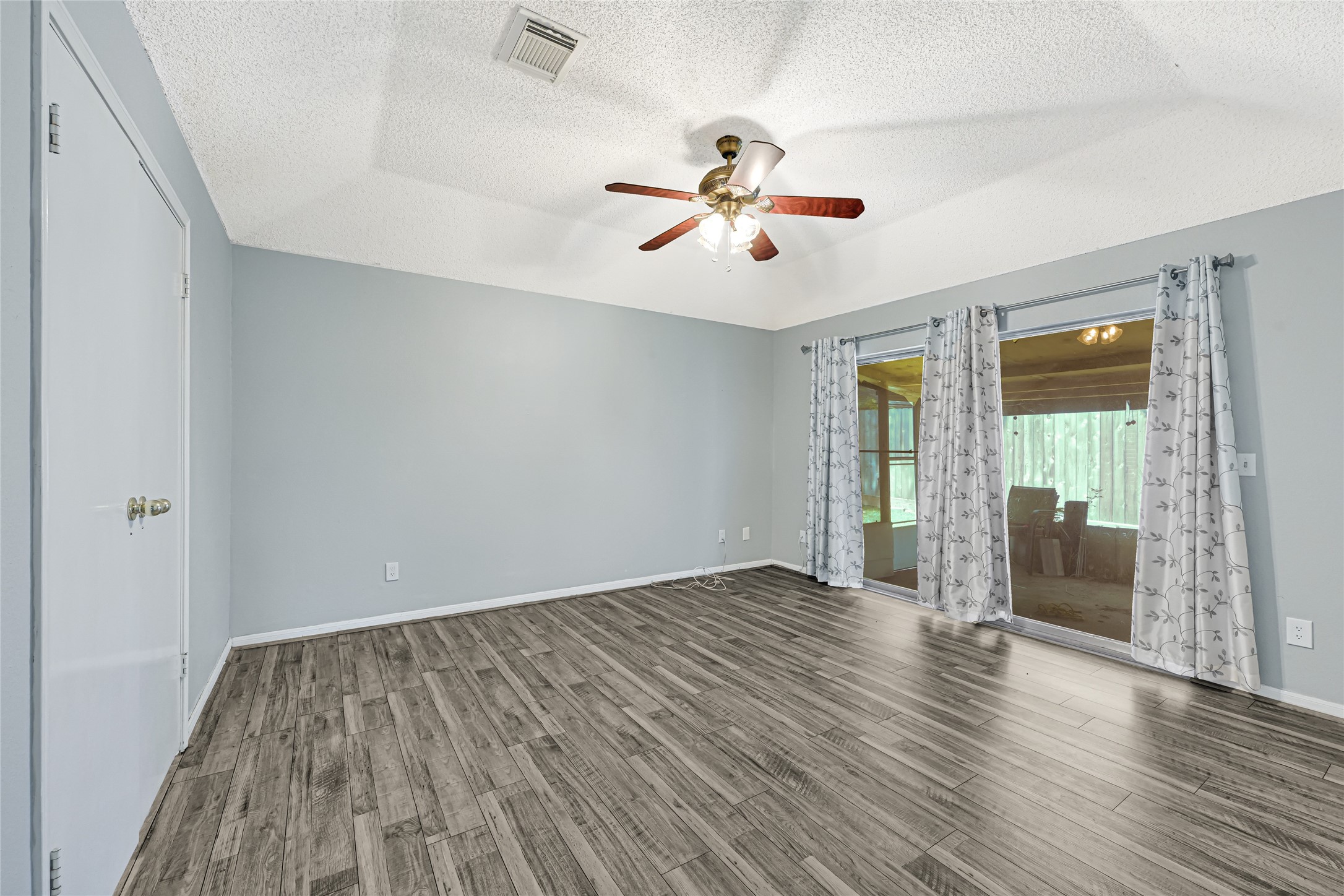 4002 Spring Forest Drive Pearland, TX 77584 - Photo 15 of 25