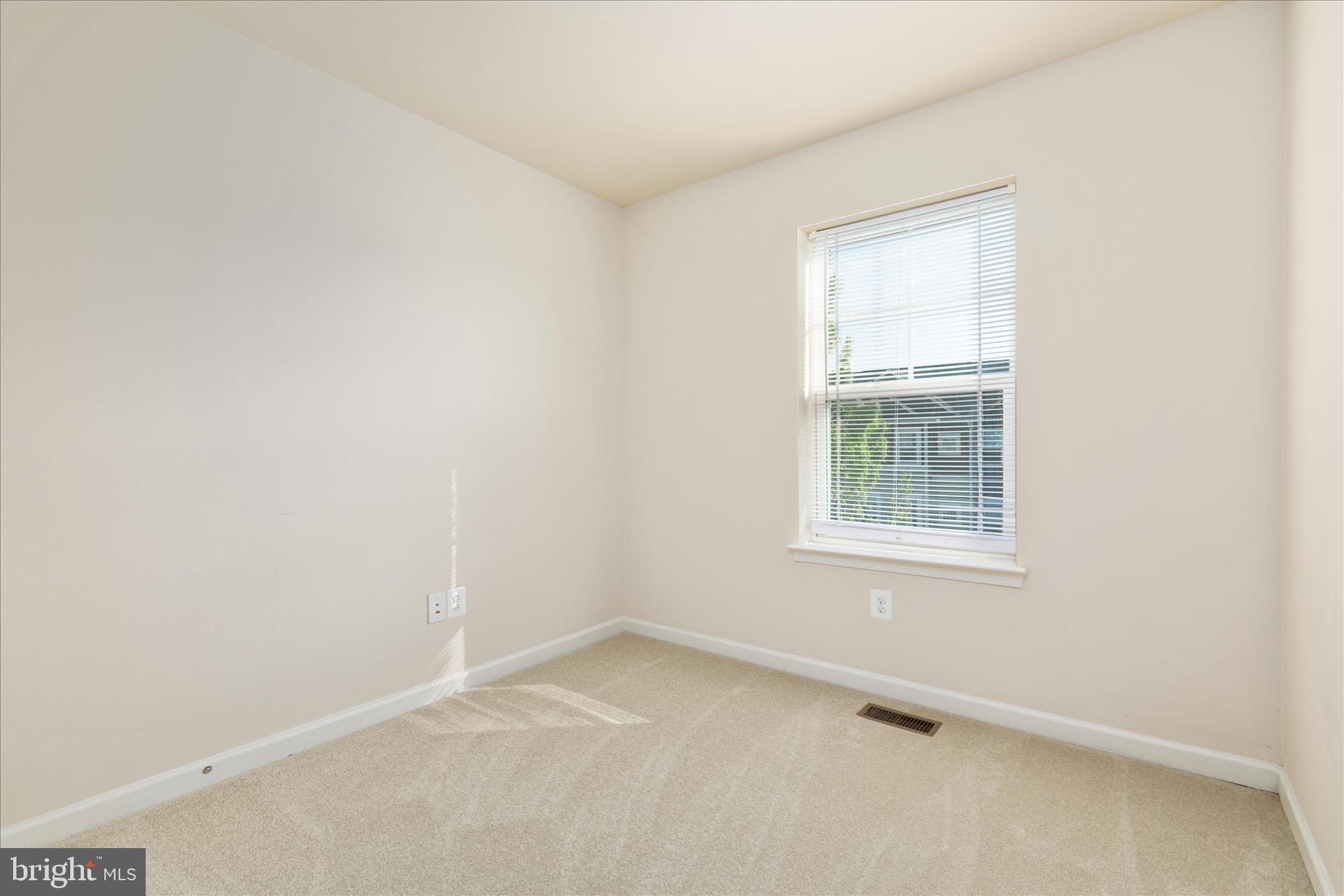 109 Splendor Garden Way Stephenson, VA 22656 - Photo 24 of 58 an empty room with a window