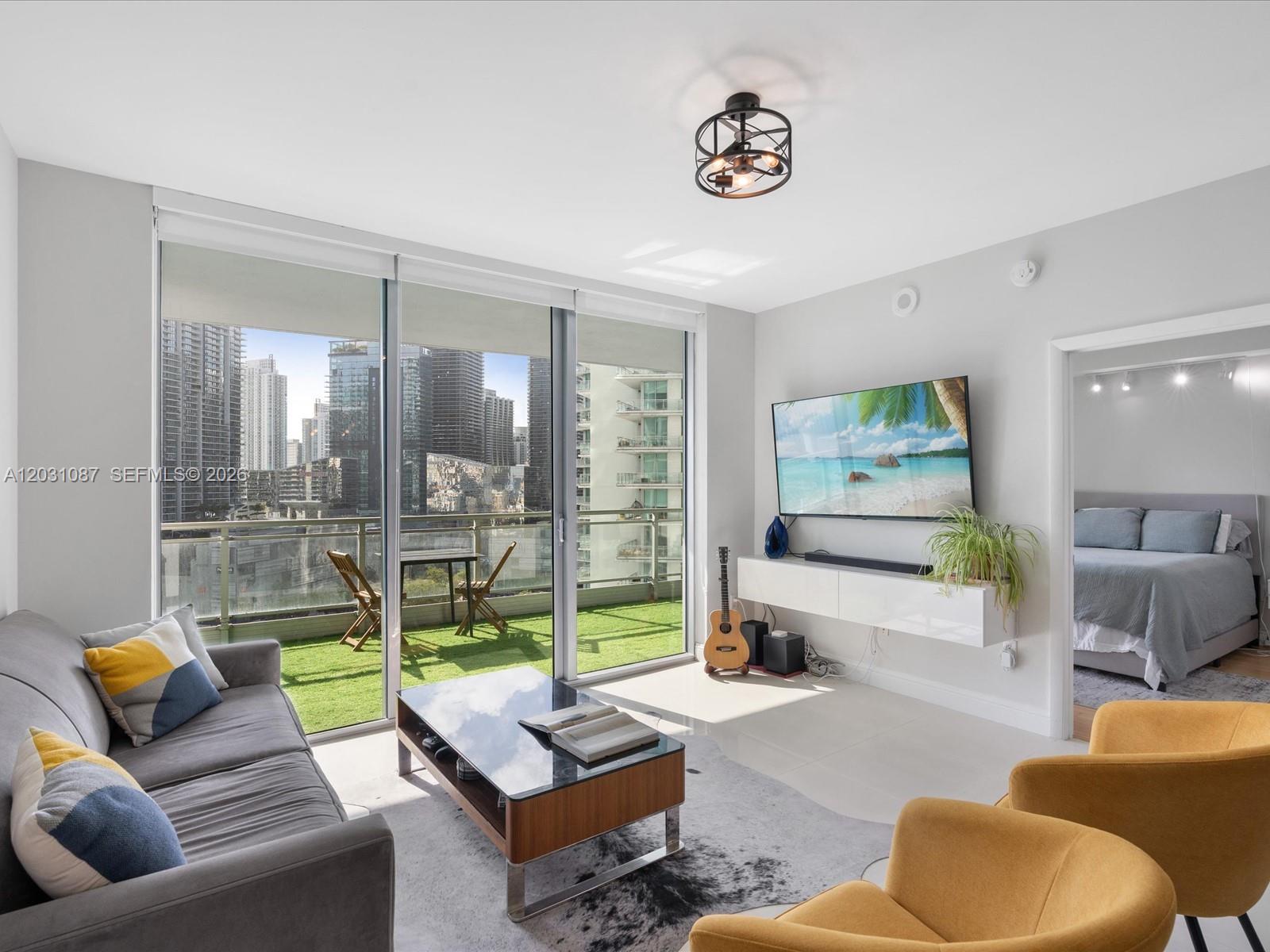90 Southwest 3rd Street, Unit 2015 Miami, FL 33130 - Photo 1 of 70