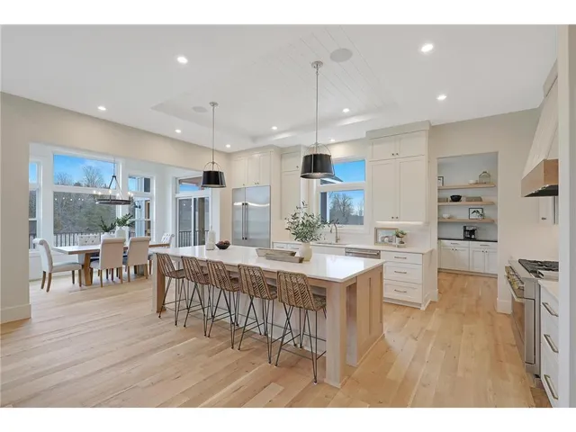 $2,295,000 | 3490 William Way, Independence, MN 55359