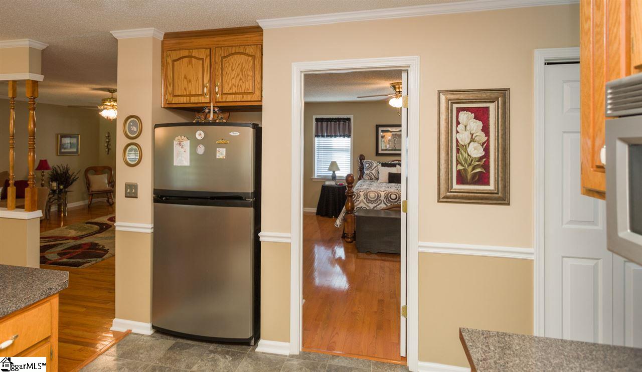 206 Roper Road Piedmont, SC 29673 - Photo 10 of 36 Gallery Image 10