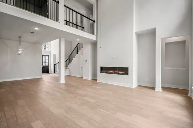 $799,990 | 208 Lilac Tree Court, Willis, TX 77318