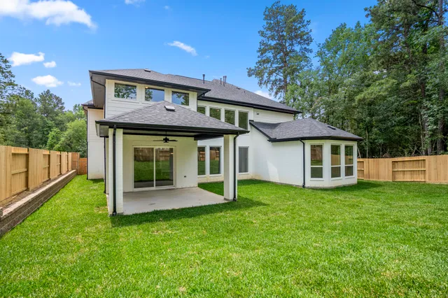 $799,990 | 208 Lilac Tree Court, Willis, TX 77318