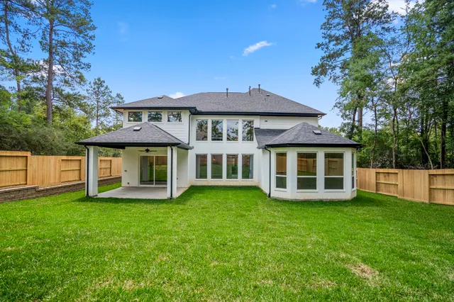 $799,990 | 208 Lilac Tree Court, Willis, TX 77318