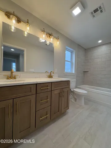 $889,500 | 6 Holly Acres Drive, Brick, NJ 08723