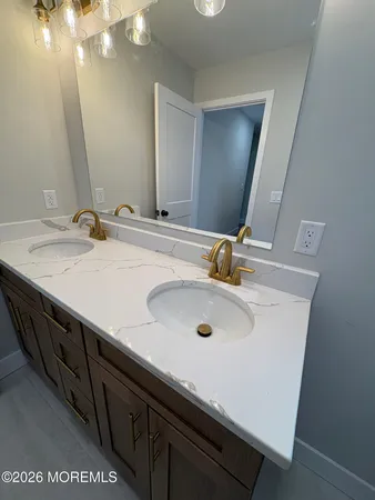 $889,000 | 6 Holly Acres Drive, Brick, NJ 08723