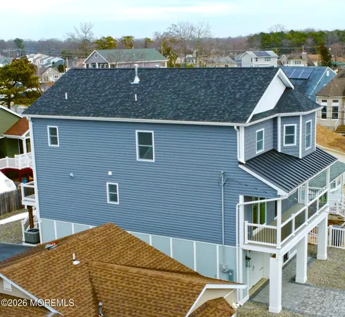 $869,999 | 6 Holly Acres Drive, Brick, NJ 08723