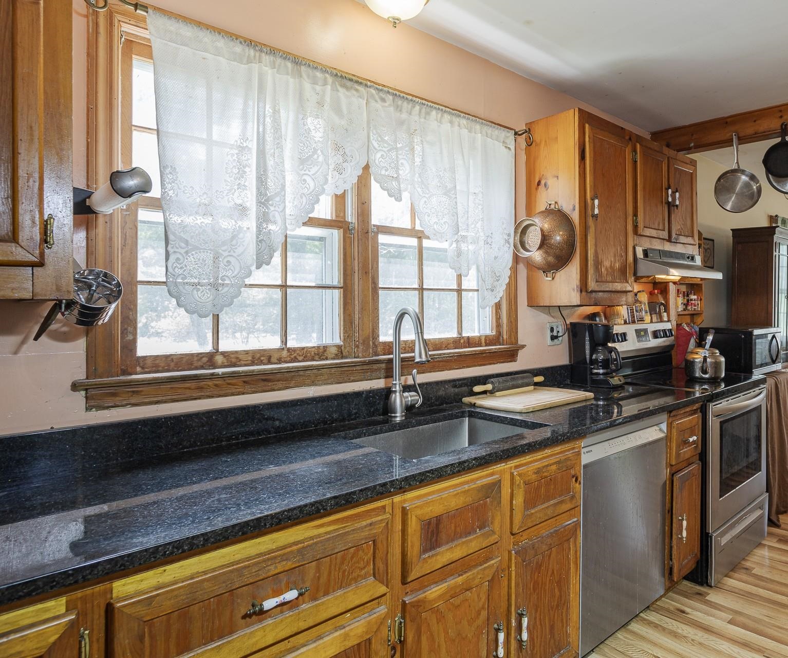 540 Fitzwilliam Road Richmond, NH 03470 - Photo 3 of 35