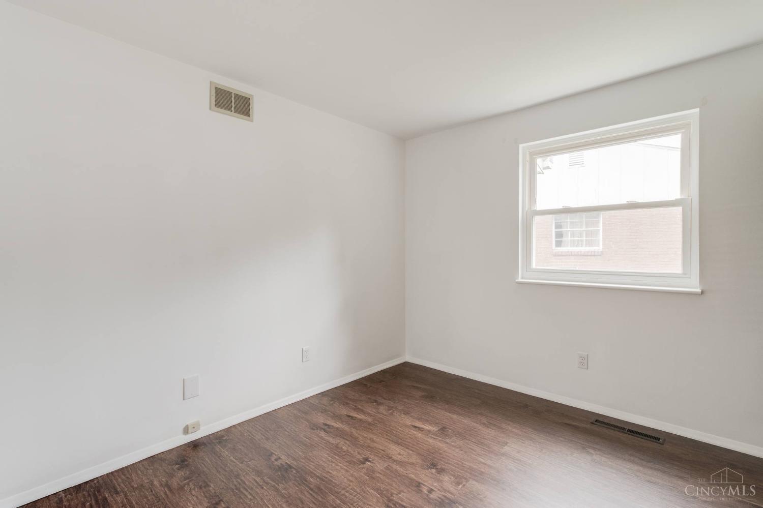 12146 Benadir Road Springdale, OH 45246 - Photo 23 of 32 Gallery Image 23