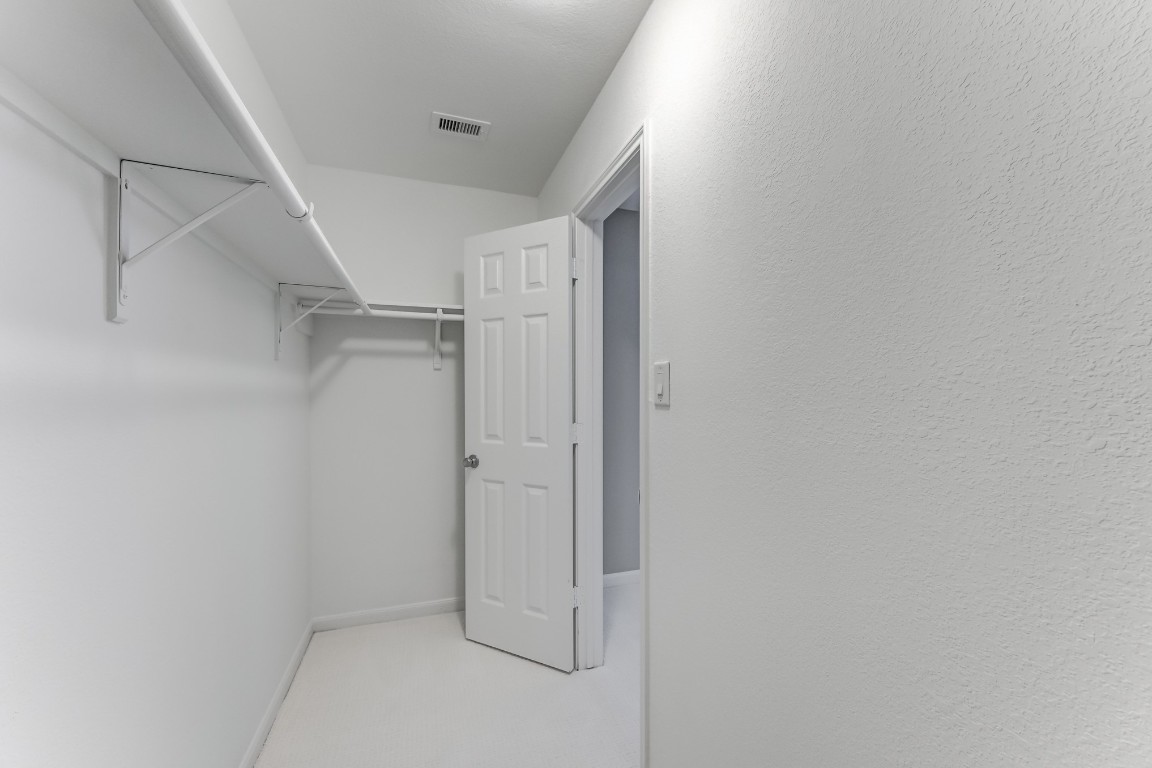 4706 Mint Trail Houston, TX 77066 - Photo 30 of 46