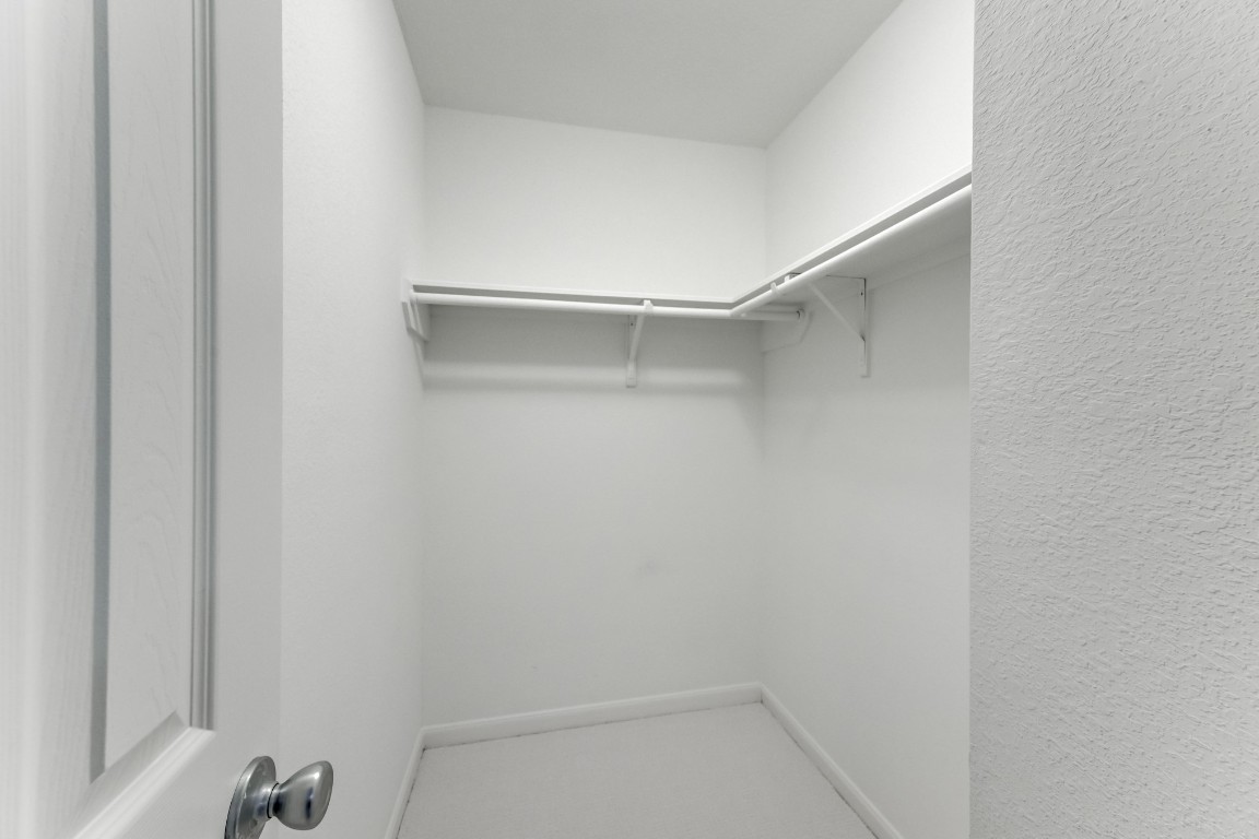 4706 Mint Trail Houston, TX 77066 - Photo 33 of 46