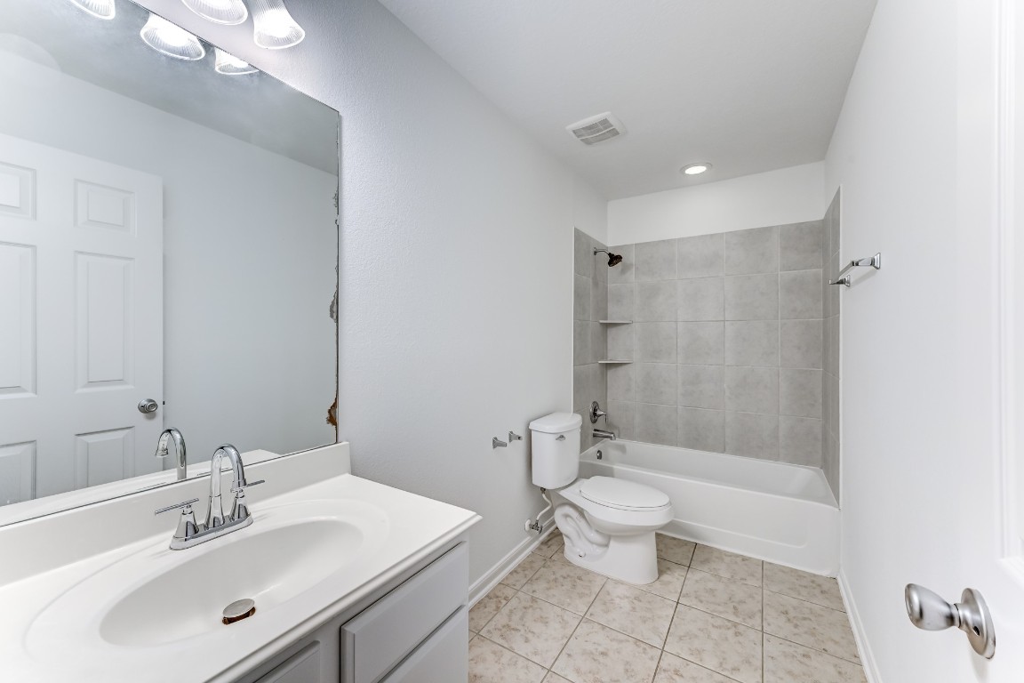 4706 Mint Trail Houston, TX 77066 - Photo 34 of 46