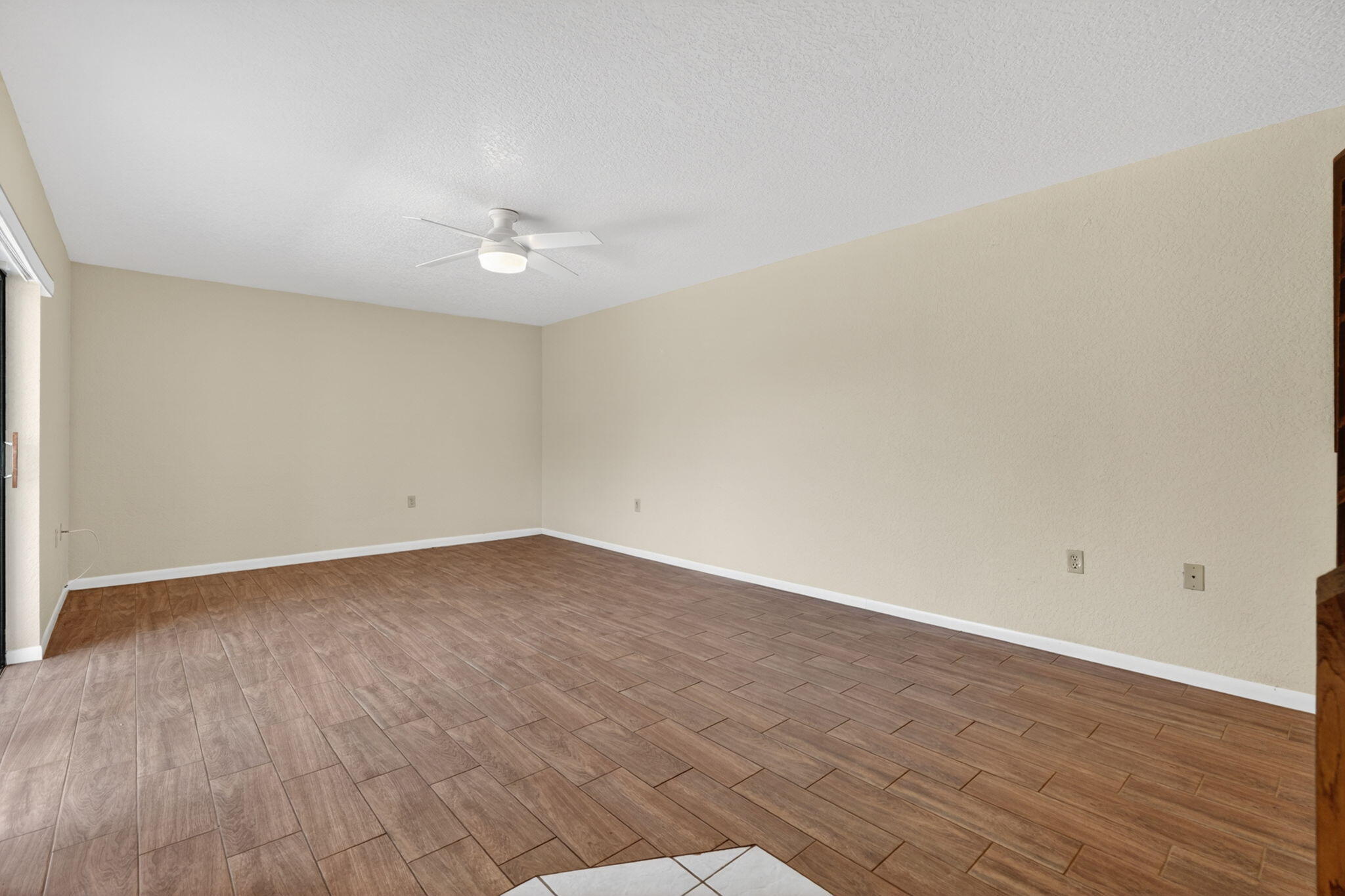 3900 County Line Road, Unit 21D Tequesta, FL 33469 - Photo 8 of 42 .