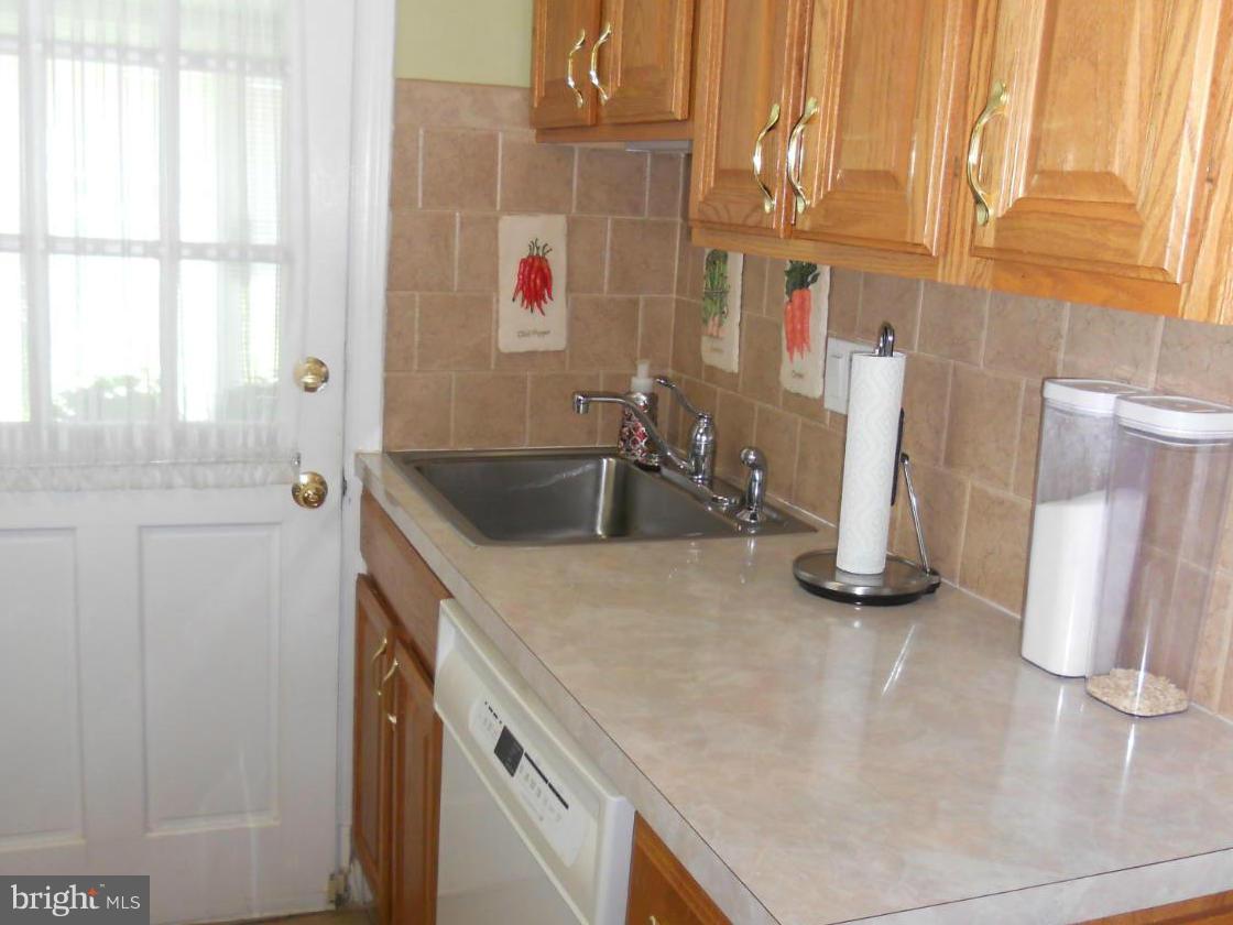 4951 Sargent Road Northeast Washington, DC 20017 - Photo 6 of 25 Kitchen