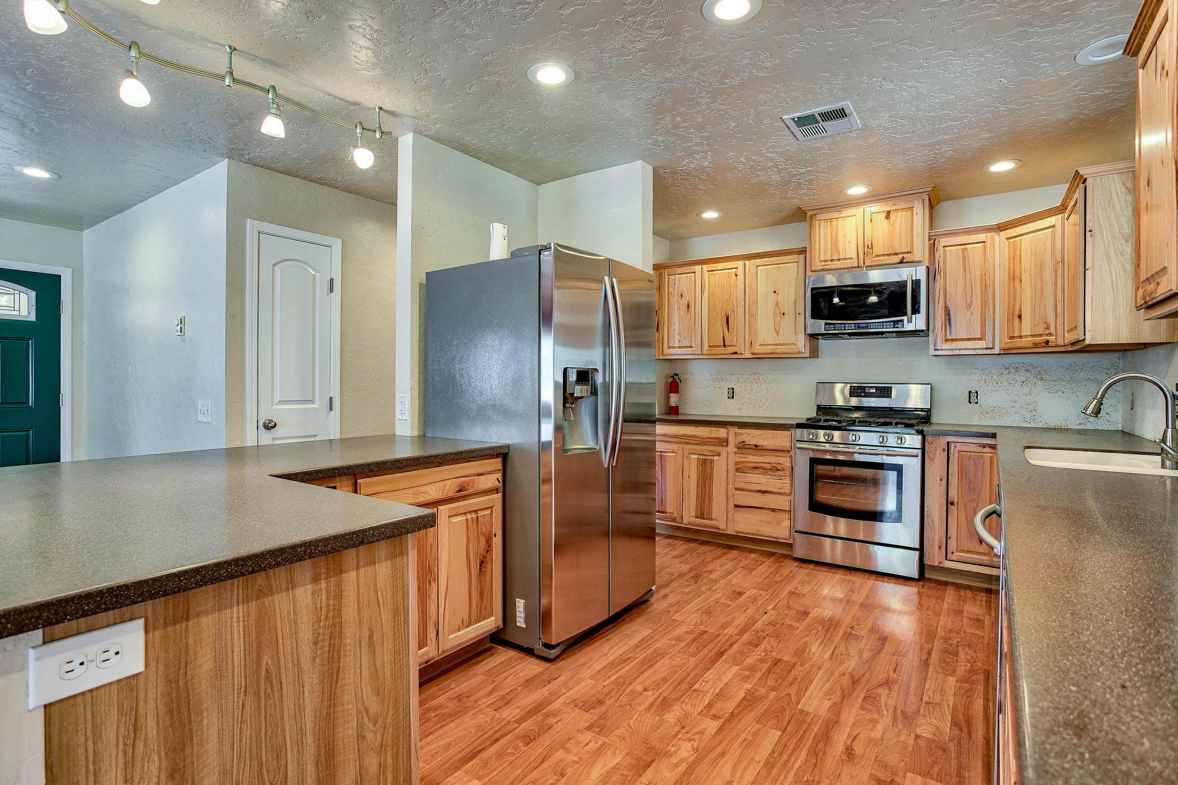 10518 Hufford Ranch Road Whitmore, CA 96096 - Photo 3 of 40 495A9457