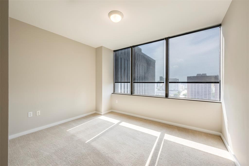 1200 Main Street, Unit 1002 Dallas, TX 75202 - Photo 17 of 30 a view of a big room with a large window