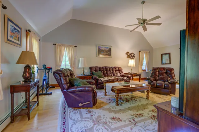 $639,900 | 81 Madison Drive, Naples, ME 04055