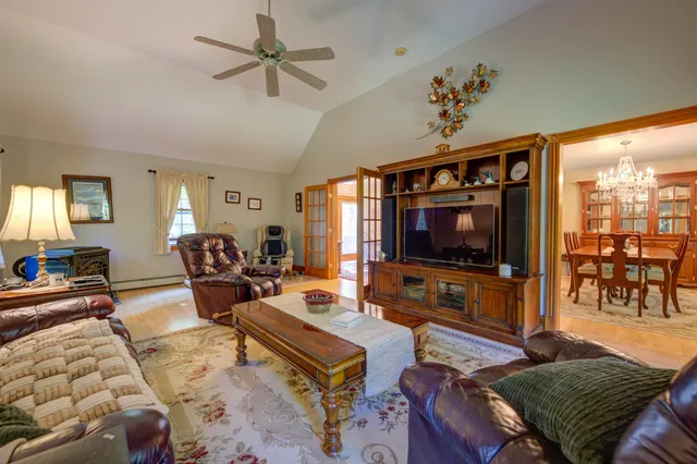 $639,900 | 81 Madison Drive, Naples, ME 04055