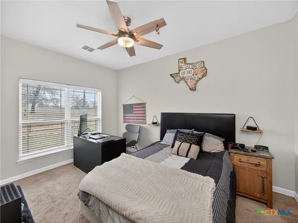 $642,000 | 494 Flash Circle, Luling, TX 78648