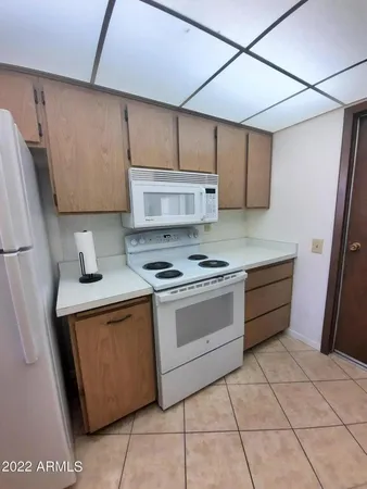 $1,320 | 16859 North 103rd Avenue, Sun City, AZ 85351