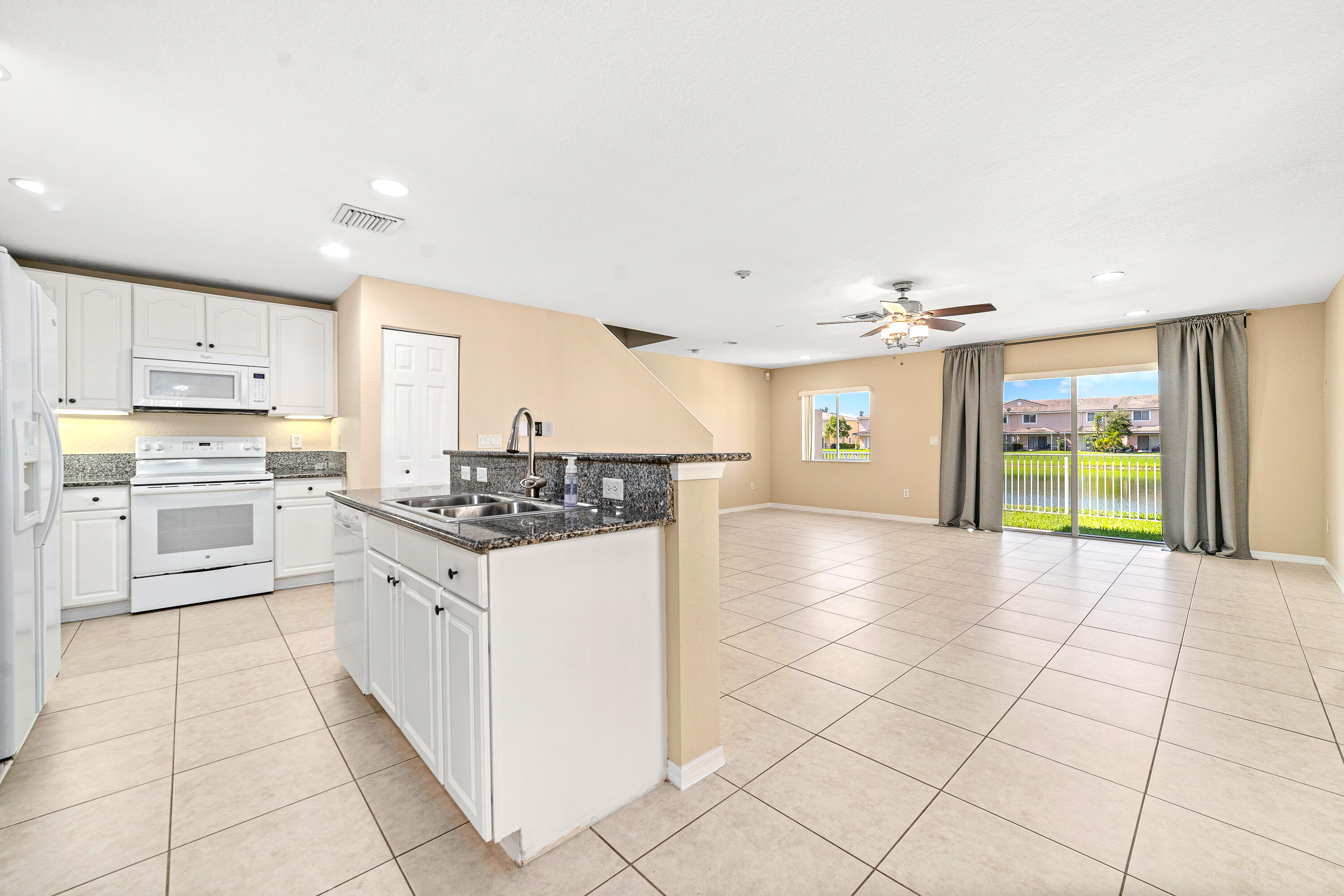 5935 Abbey Road, Unit 5935 Tamarac, FL 33321 - Photo 6 of 36 _DSC1105