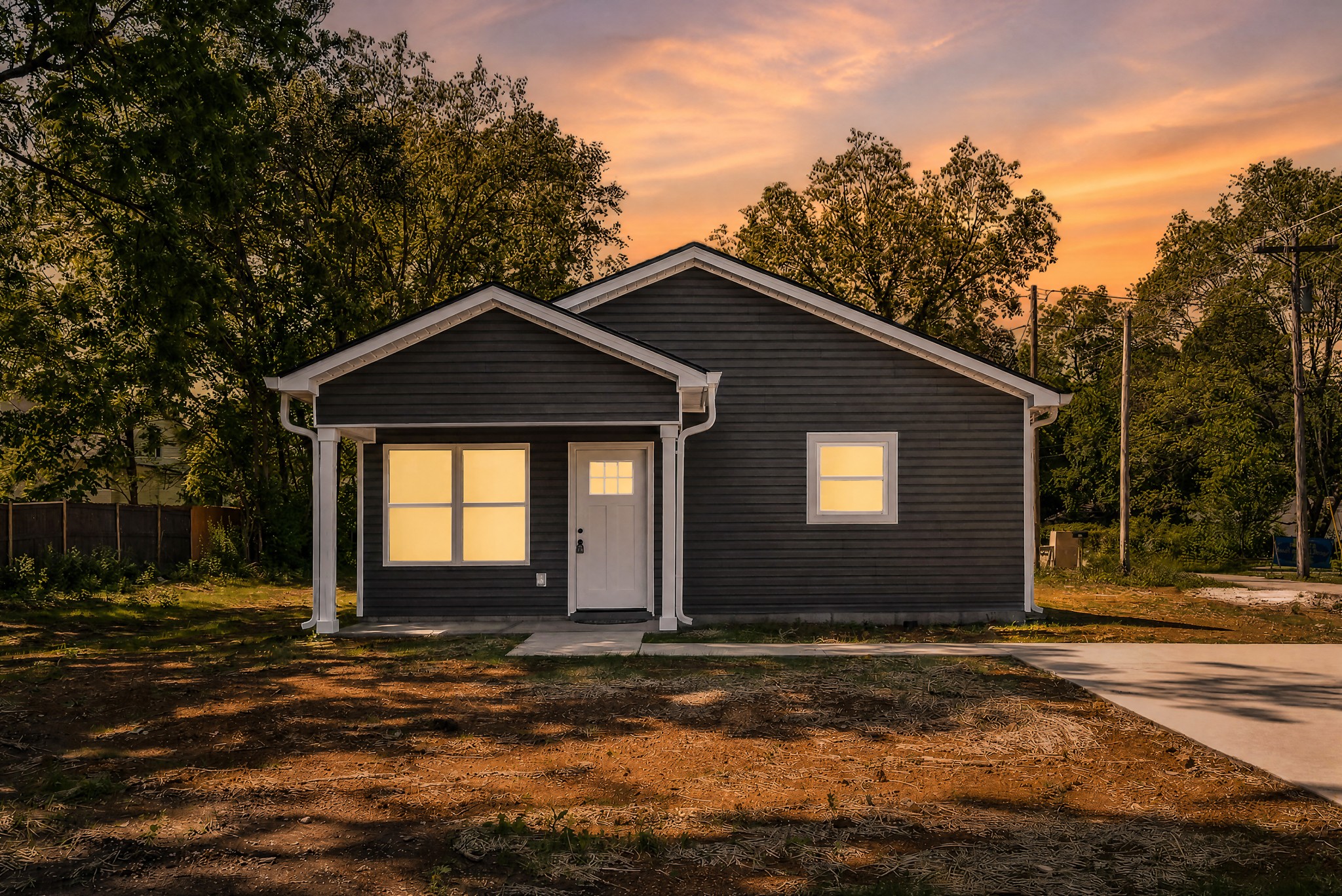 208 West Decherd Street Tullahoma, TN 37388 - Photo 1 of 31
