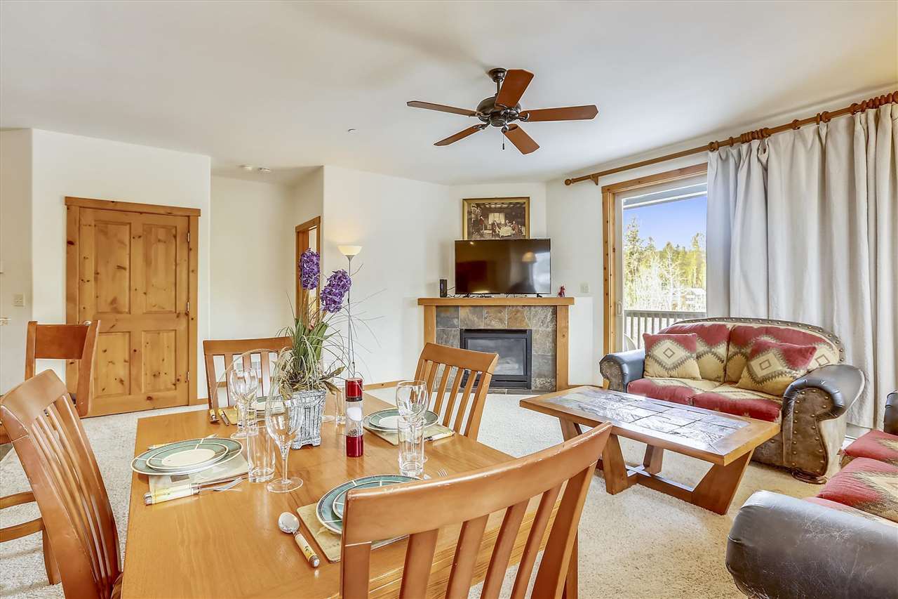 10583 Boulders Road, Unit 8 Truckee, CA 96161 - Photo 4 of 20 Gallery Image 4